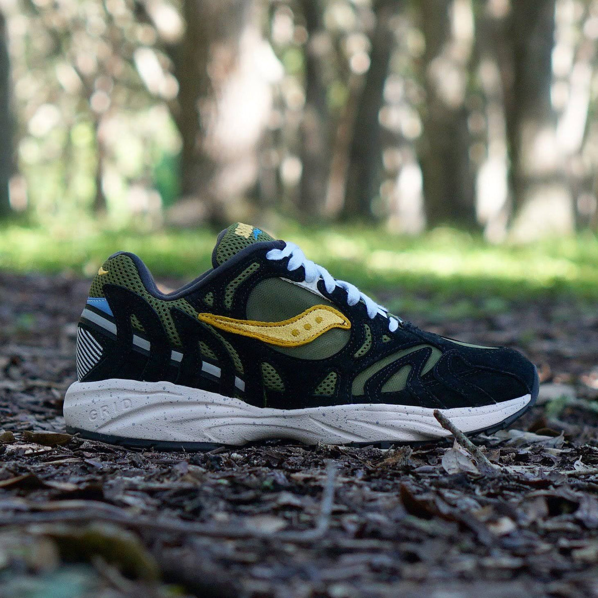 Black/Yellow Saucony Sneakers V473129