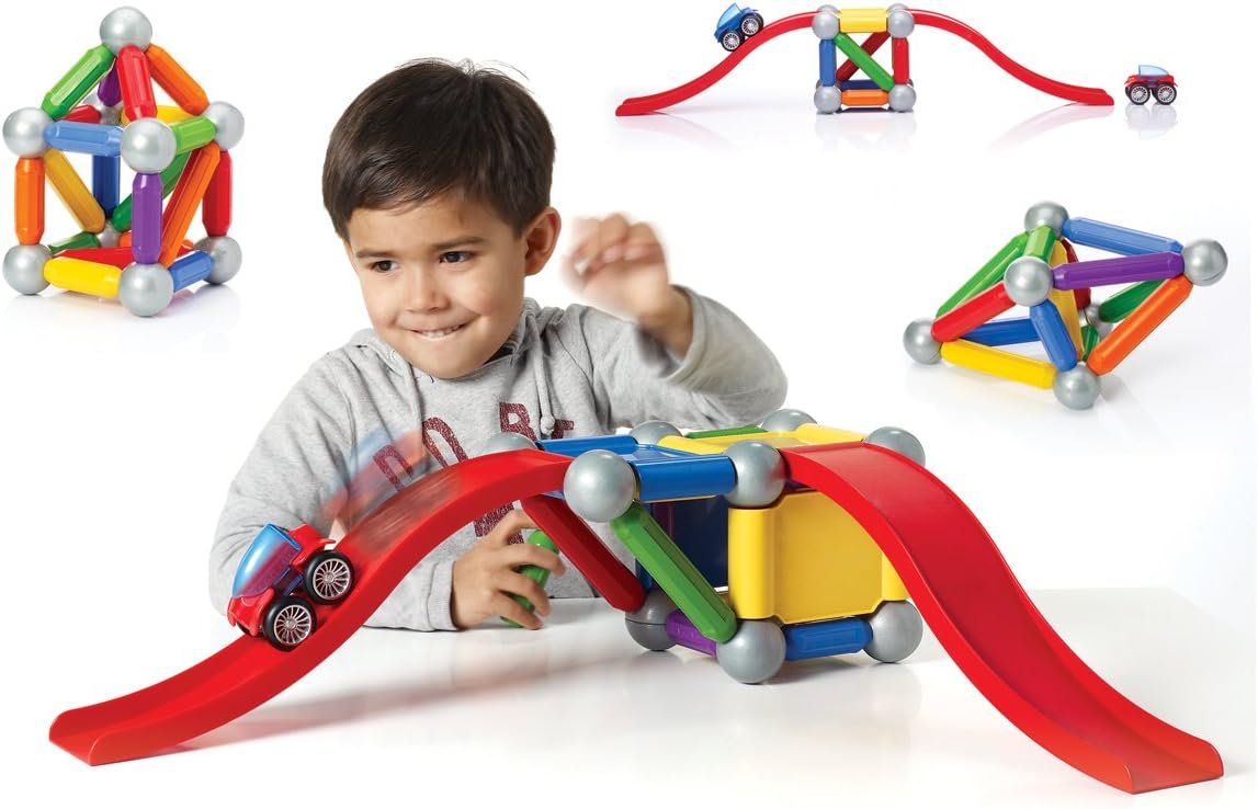 Magnetic Building Set with Moving Vehicles P960