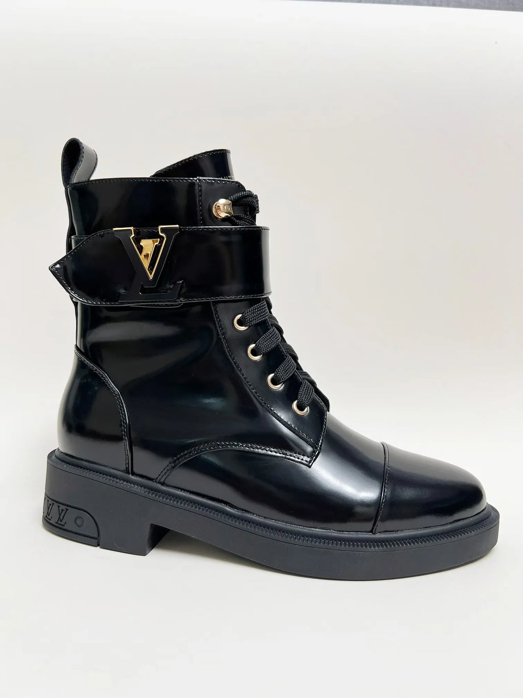 Women Boots H591