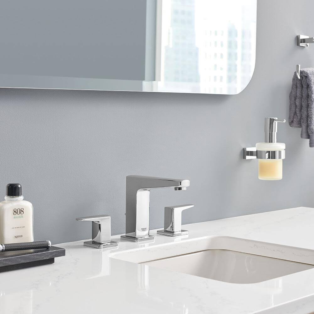 8 in. Widespread 2-Handle Bathroom Faucet in Starlight Chrome M249489