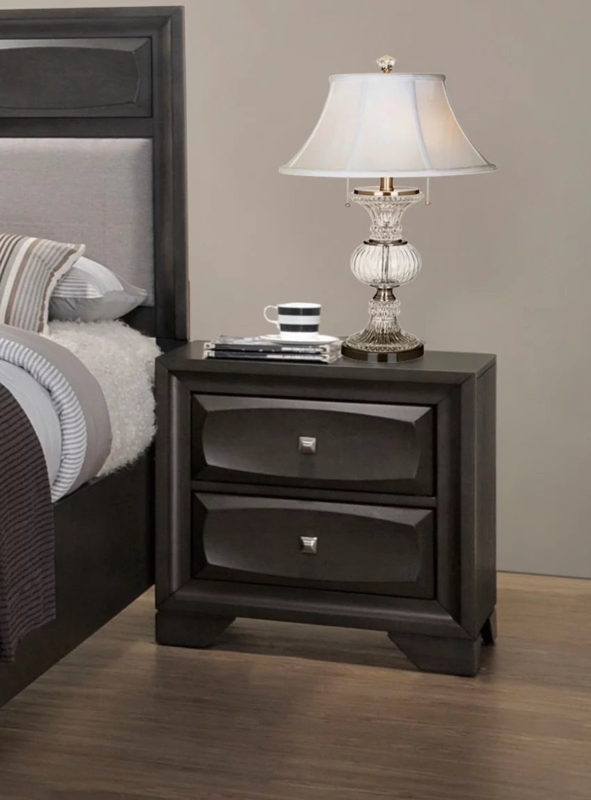 Queen Size 4pc Bedroom Furniture Set with Dresser Mirror Nightstand O27800