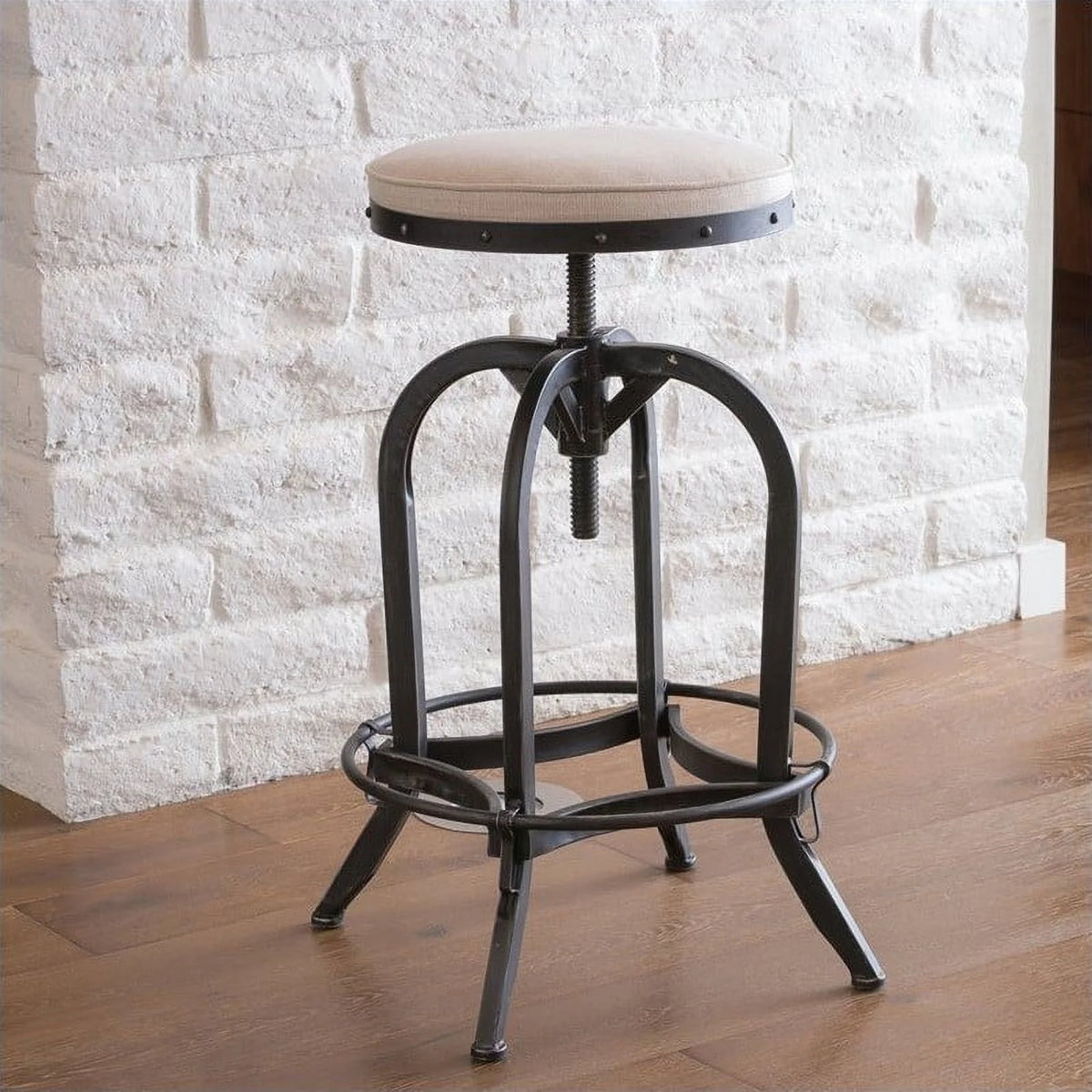 26" Off White Swivel Bar Stool R567941