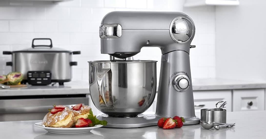 5.5 Qt Stand Mixer Red G719836