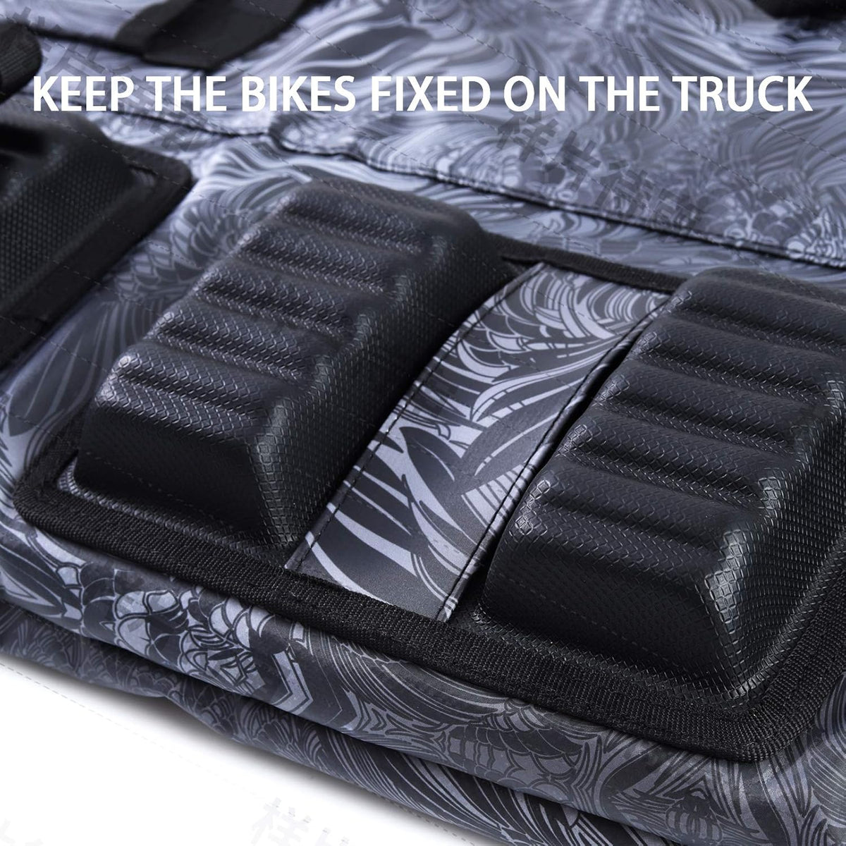 Tailgate Pad with Two Tool Pockets Y363480