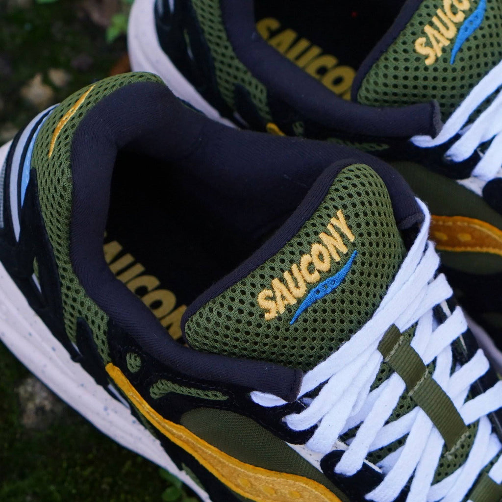 Black/Yellow Saucony Sneakers V473129