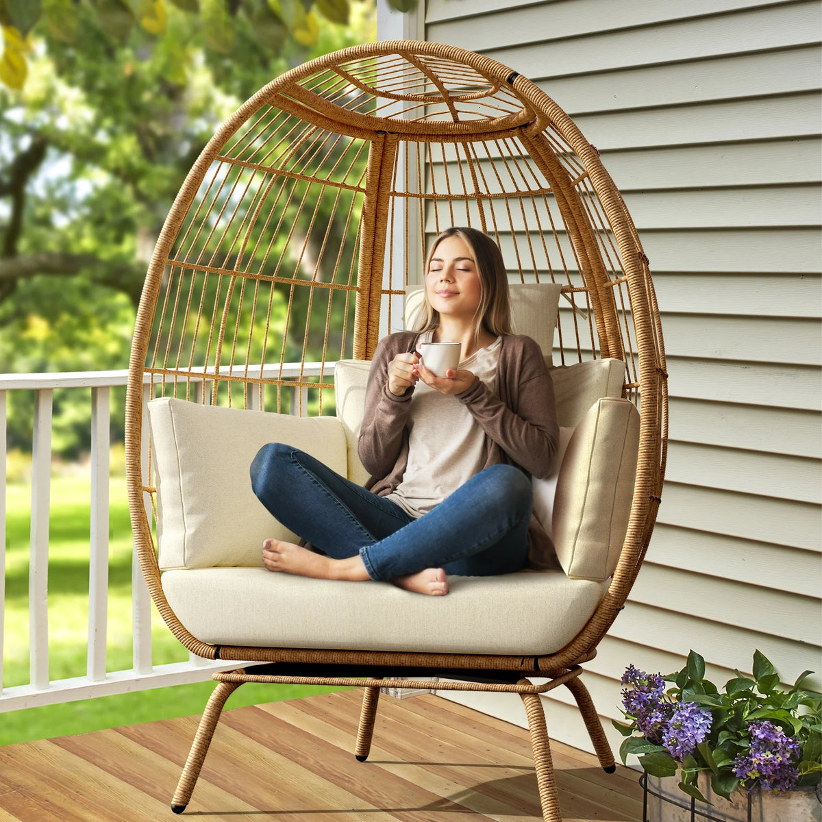 Oversized Beige Wicker Egg Chair D6862
