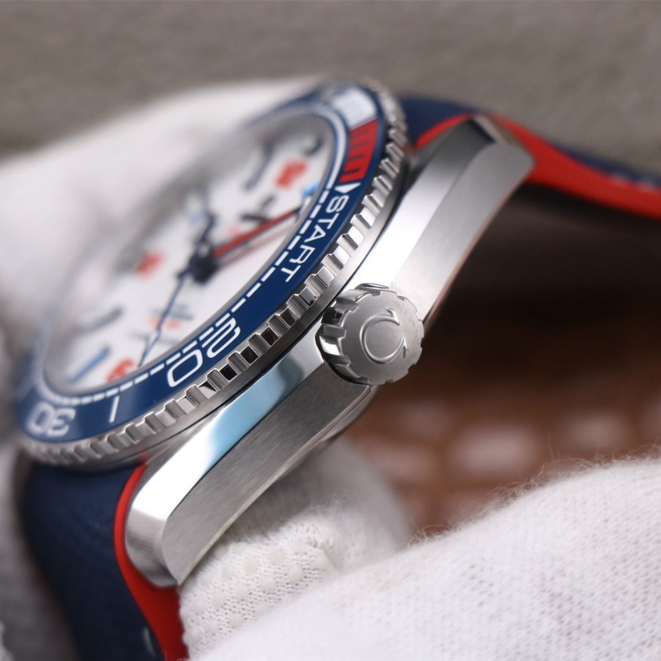 600M America's Cup 43.5mm B437432
