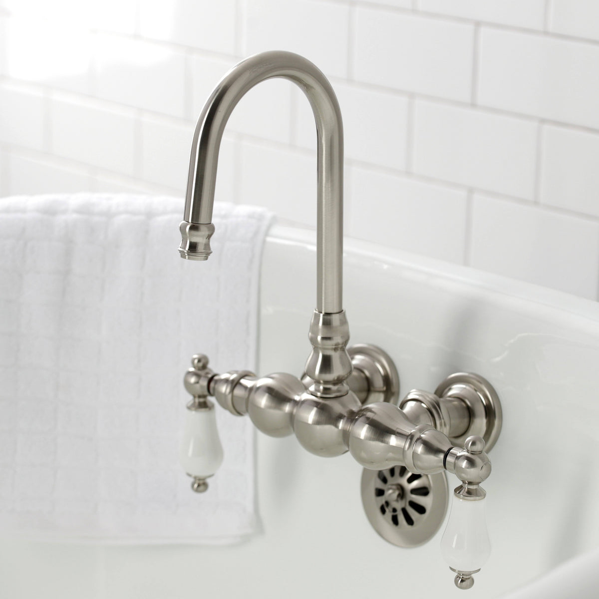 Polished Chrome Tub Wall Mount Clawfoot Tub Faucet W841157