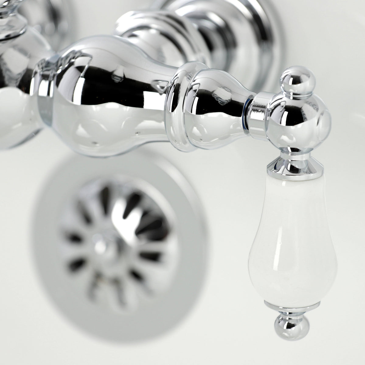Polished Chrome Tub Wall Mount Clawfoot Tub Faucet W841157