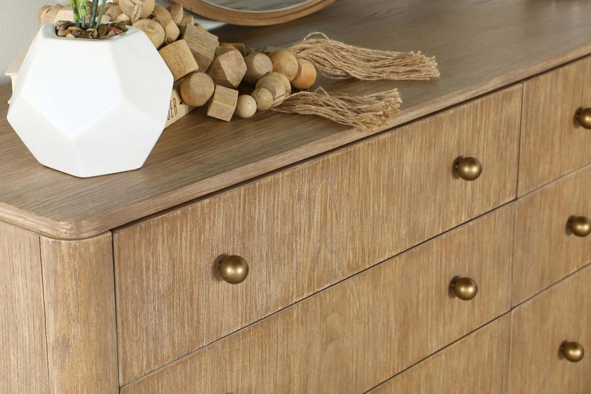 8-drawer Dresser Sand Wash R807