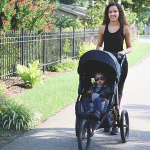 Jogging Travel System Stroller with Rear-Facing Infant Car Seat G2744