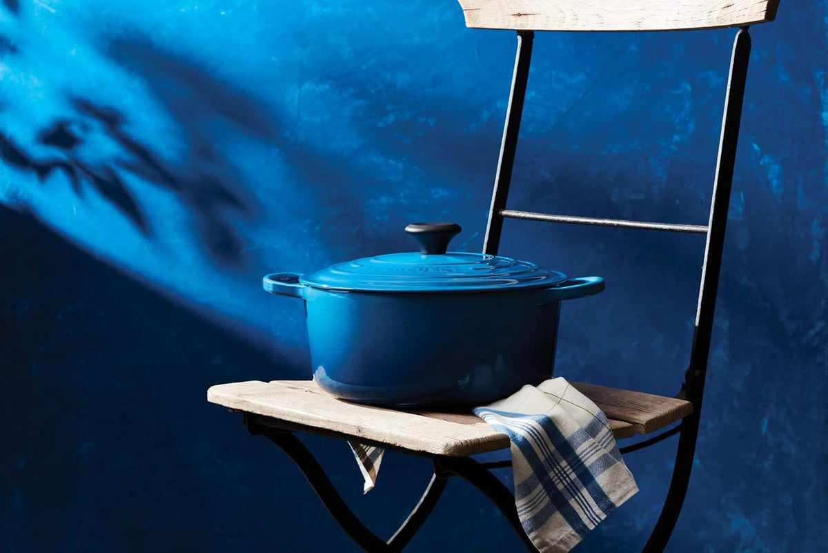 7.25 qt. Enameled Cast Iron Round Dutch Oven C373709