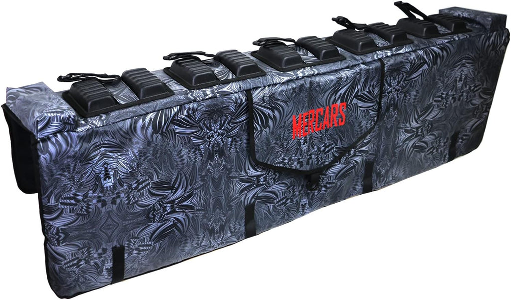 Tailgate Pad with Two Tool Pockets Y363480
