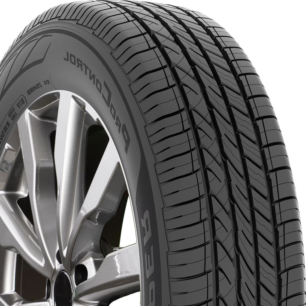 275/55R20 117H XL Passenger Tire H79403