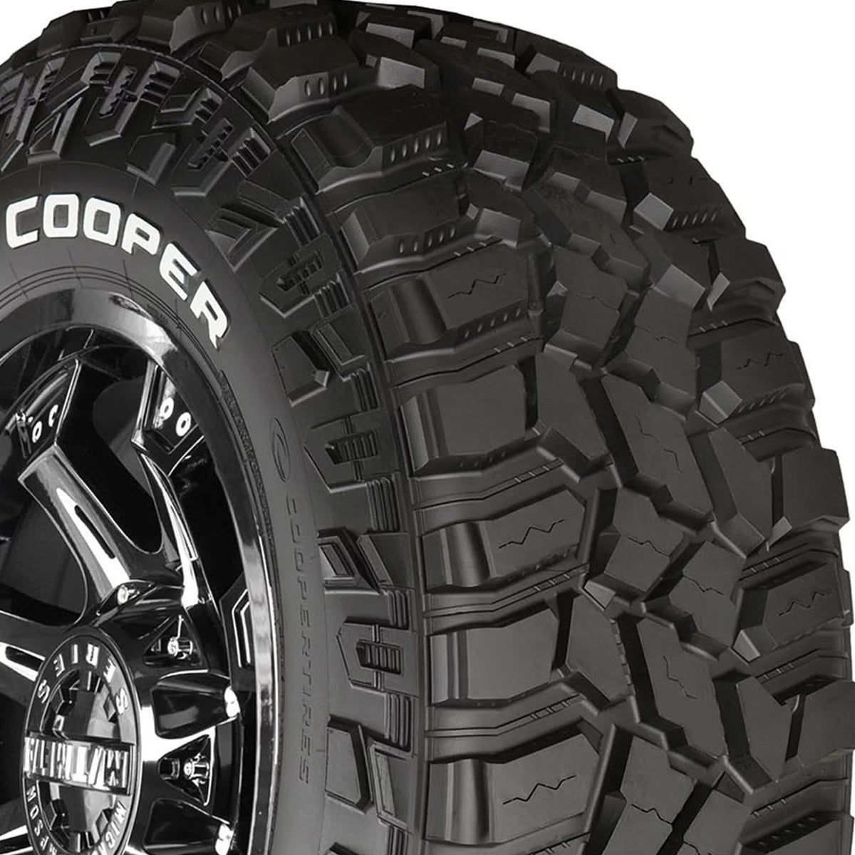 Mud Terrain Light Truck Tire E559